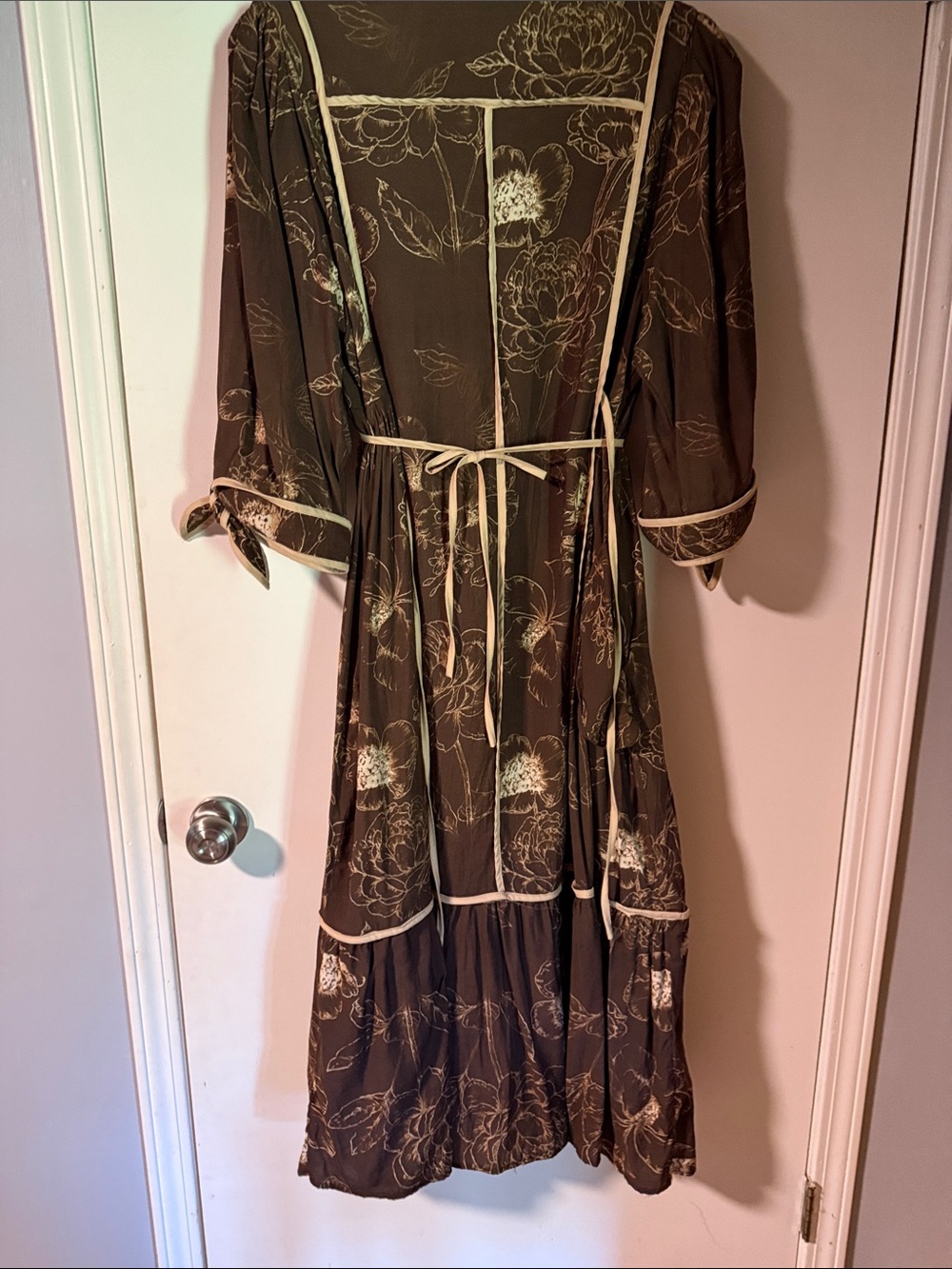 entro Brown Floral Maxi Dress with Cream Trim - Picture 2 of 3